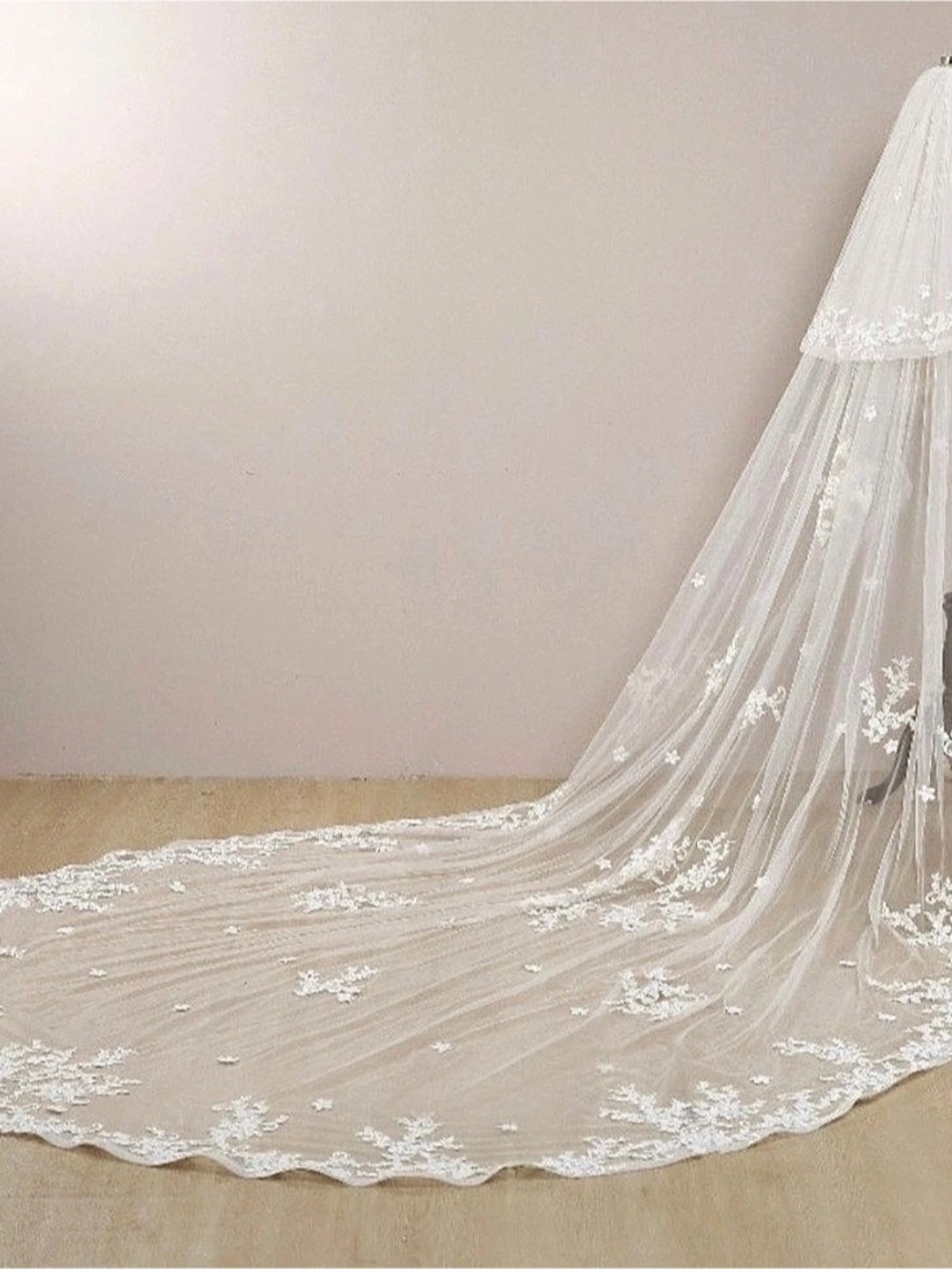 Marry Bridal Floral Lace Wedding Veil in White NWOT